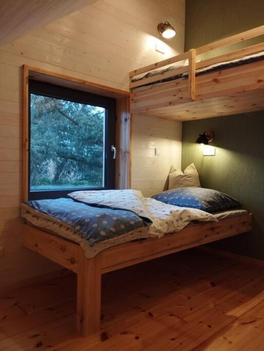 Gemuetliches Holzhaus Am See Warin Ngoại thất bức ảnh